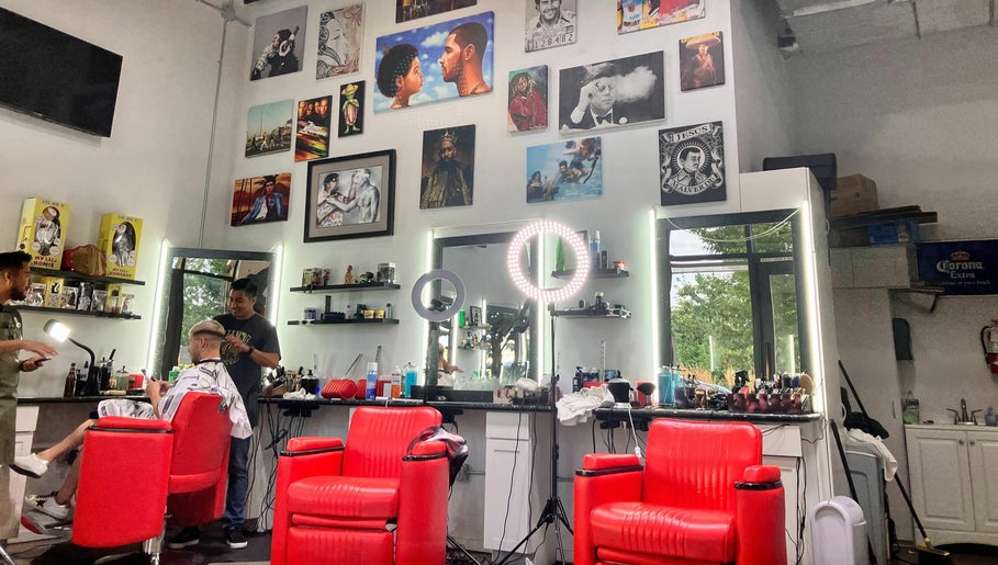 Culture Barbershop “Pearl District” 1paveikslėlis