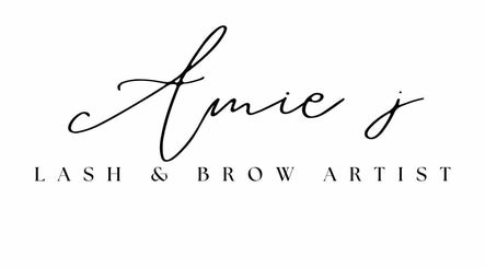 Amie J - Lash & Brow artist