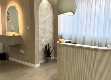 Unutrašnjost salona Venus2 - Sesvete s elegantnim interijerom u Sesvetama, Grad Zagreb, HR.
