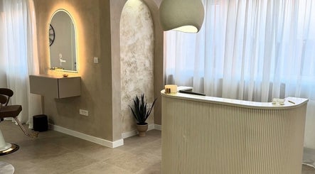 Unutrašnjost salona Venus2 - Sesvete s elegantnim interijerom u Sesvetama, Grad Zagreb, HR.