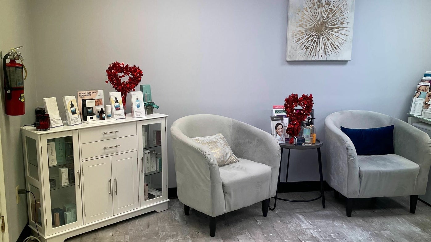 Amici MedSpa - 10000 Watson Road suite 2-l-28 - St. Louis | Fresha