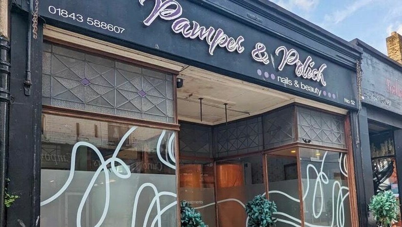 Εικόνα Pamper and Polish 1