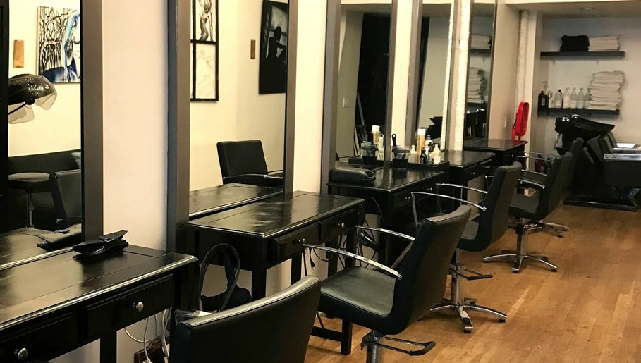 Dima Salon – obraz 1