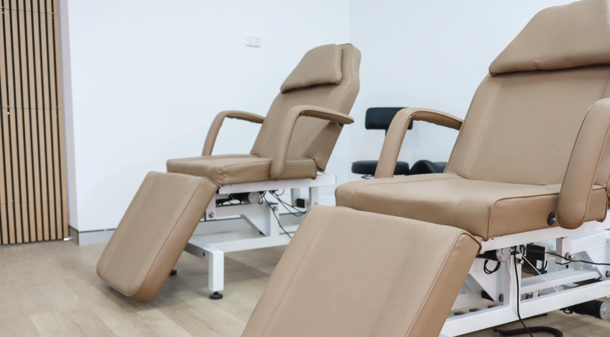 Comfortable spa chairs at Lily Me Red IPSWICH, North Ipswich, Queensland, AU, offering luxury wellness services.