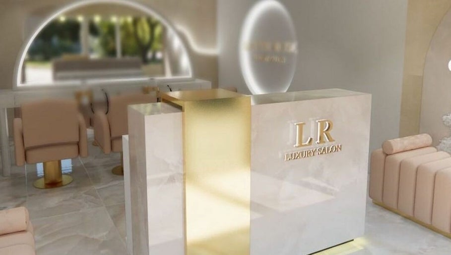 Lottie Rose Luxury Salon, bild 1