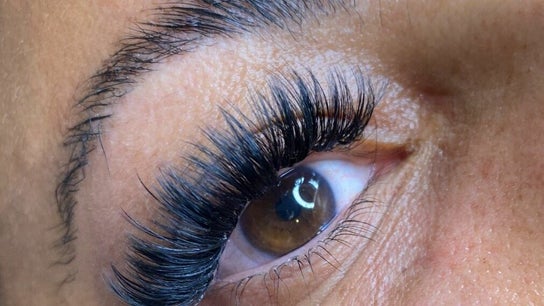 Perfect Lashes by Dolly