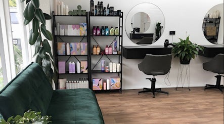 Colour Lounge Hair Studio