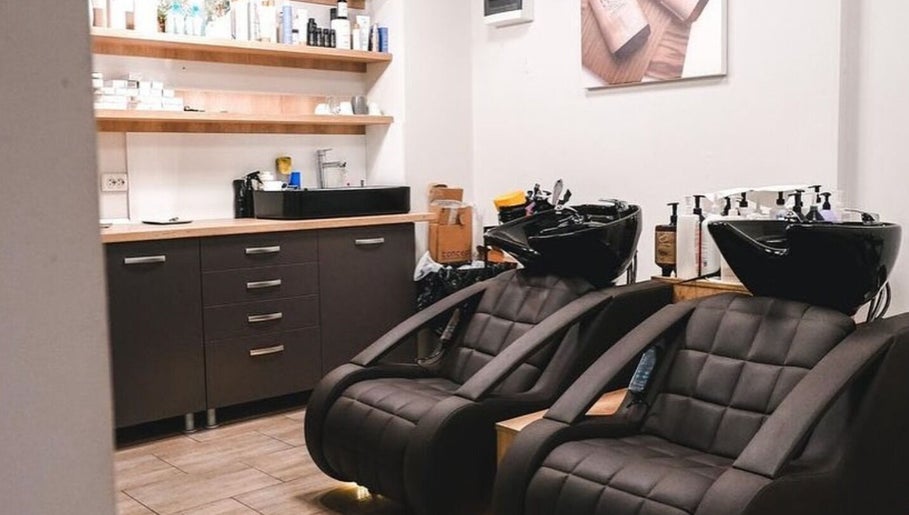 Tya Hair Stylist - Colorist image 1
