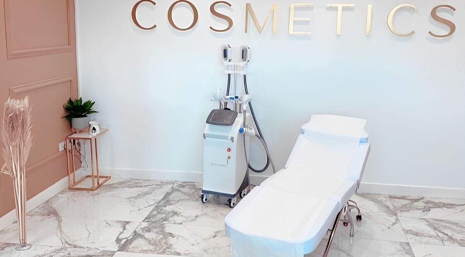 Modern treatment room at Atlas Cosmetics Clinic - Lytham St Annes, Lytham St Anne’s, England, GB.