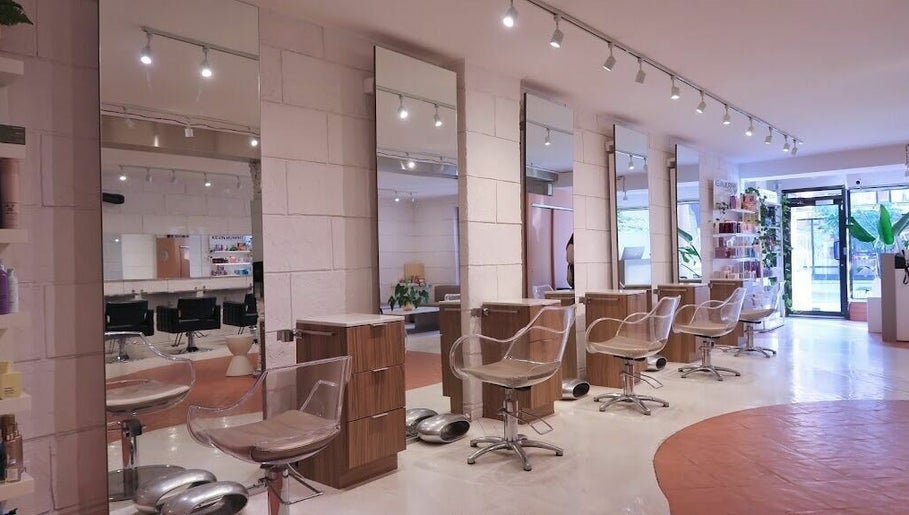 Salon Gamme imagem 1