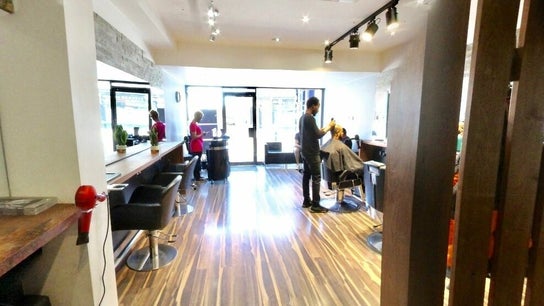Kimoys Unisex Hair and beauty salon