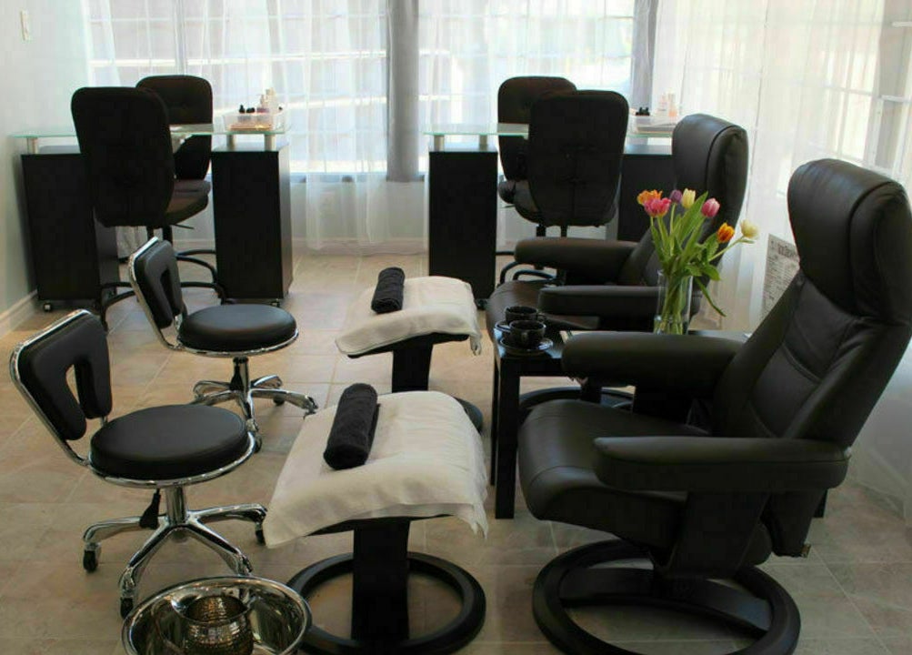 Luxury seating area at Beauty Time Salon and Spa in Vancouver, British Columbia, CA, bright and inviting.