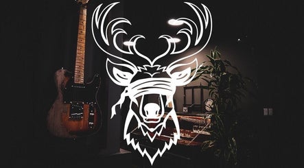 The Blind Stag Barber St. Julian's image 3
