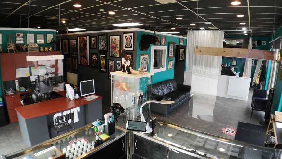 Gypsy Cat Piercing image 1