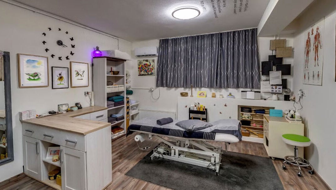 Sproščujoča masažna soba v Energijske masaže Tjaša - Alea Nature, Kranj, Kranj, SI.