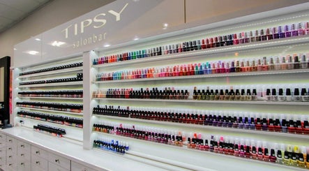 Tipsy Salonbar image 3