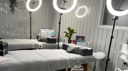 Bare Beauty and Tanning Boutique