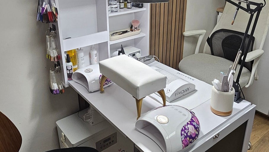 The Nail Clinic & Bare Beauty Aesthetics image 1
