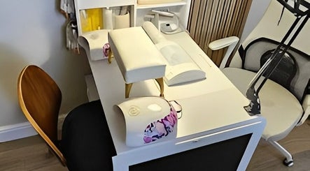The Nail Clinic & Bare Beauty Aesthetics image 3