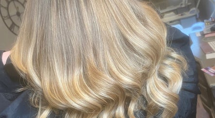 ChloePlatt-Hair