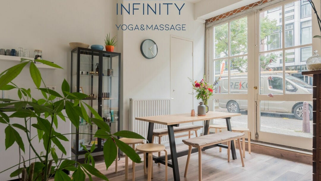 Studio Infinity - Yoga & Massage - 1