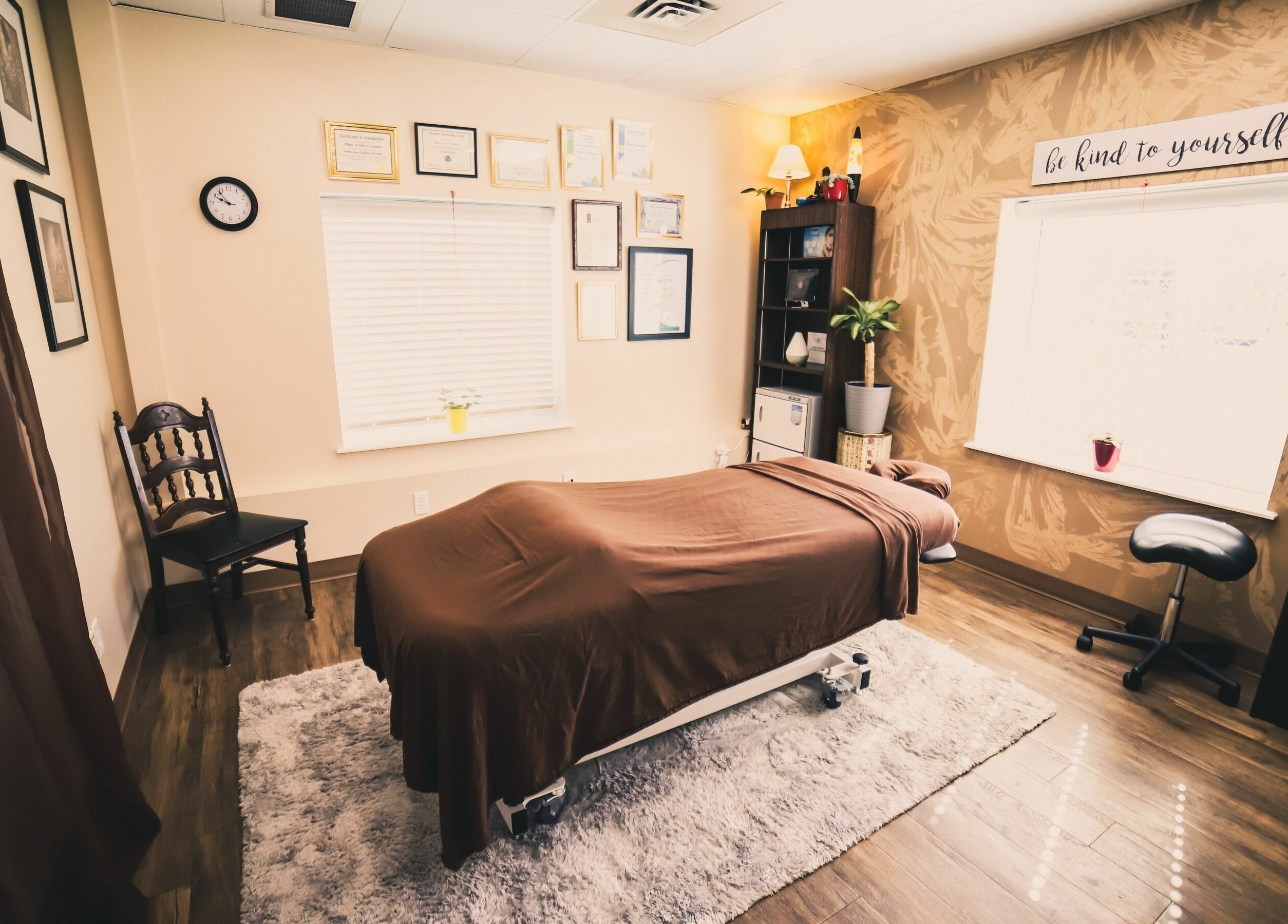 Tranquil therapy room at Wisdom Health Holistic Wellness Center, Wainwright, Alberta, CA.
