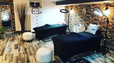 Modern lash treatment room at Lash Bar 519, Windsor, Ontario, CA with stylish decor and comfy beds.