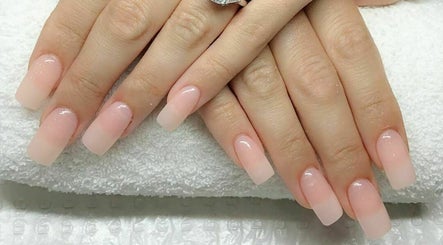 Le Nails& Beauty изображение 2