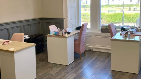Cls Nails & Beauty Therapies