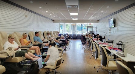 Super Nails & Pedi Spa image 2