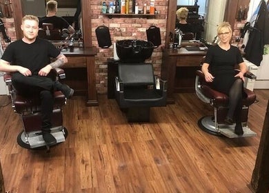Rileys Barbers in Manningtree, England, GB, showcases a welcoming interior with professional barbers.