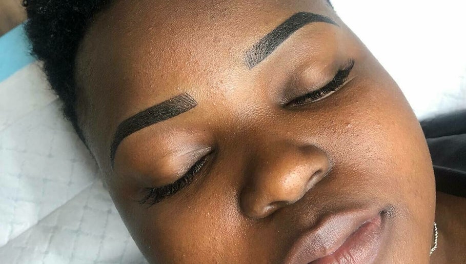 Brows & Beauty by Brooke image 1
