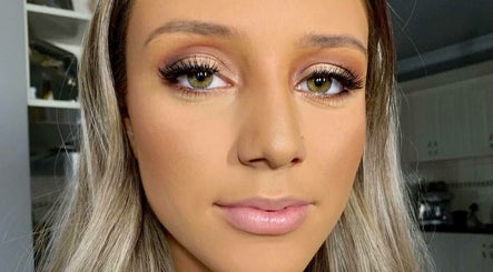 Brows & Beauty by Brooke image 2