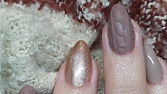 SN Nails