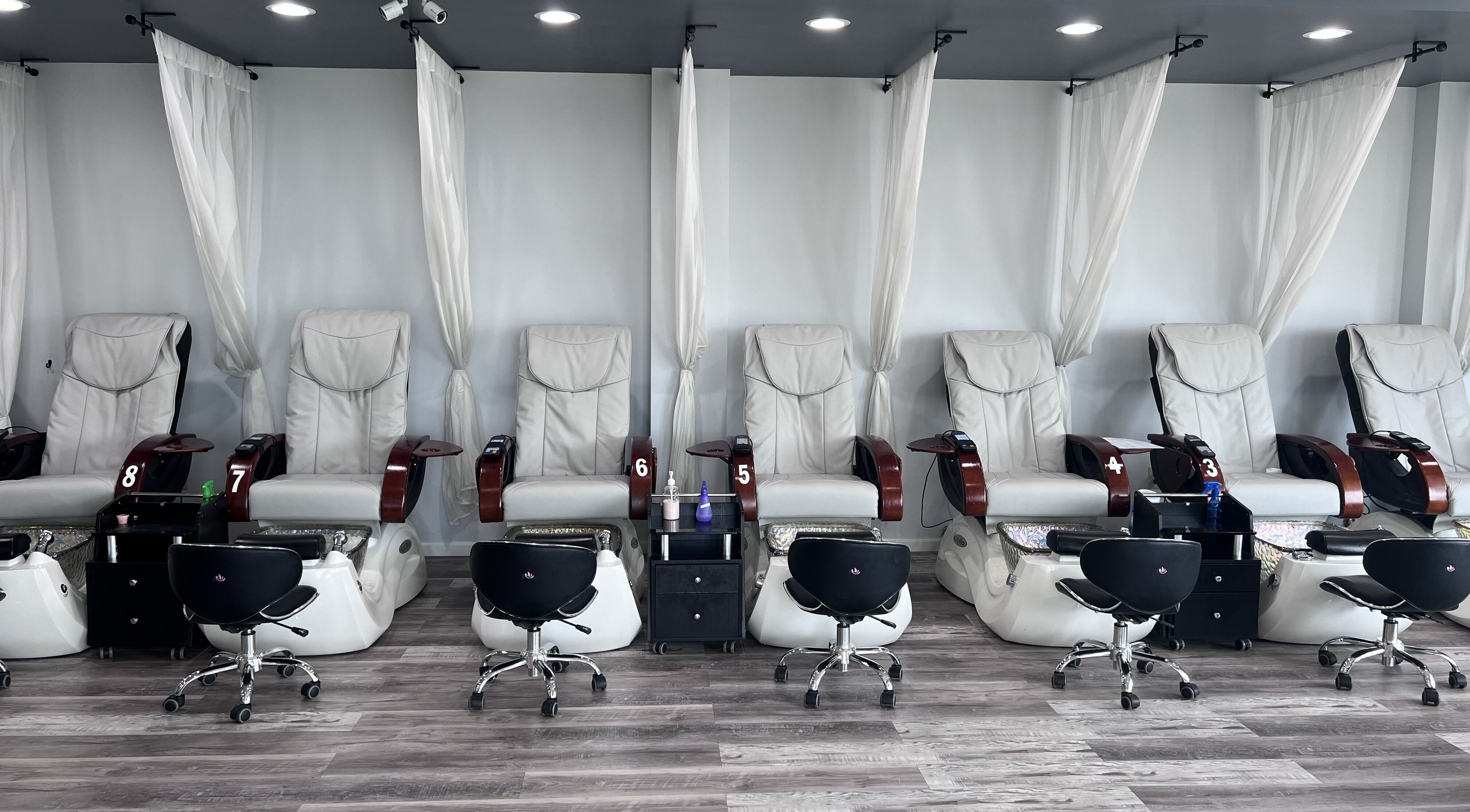 Comfortable pedicure chairs at Polish! Nail Spa (Dublin) in Columbus, Ohio, US, ready for relaxation.