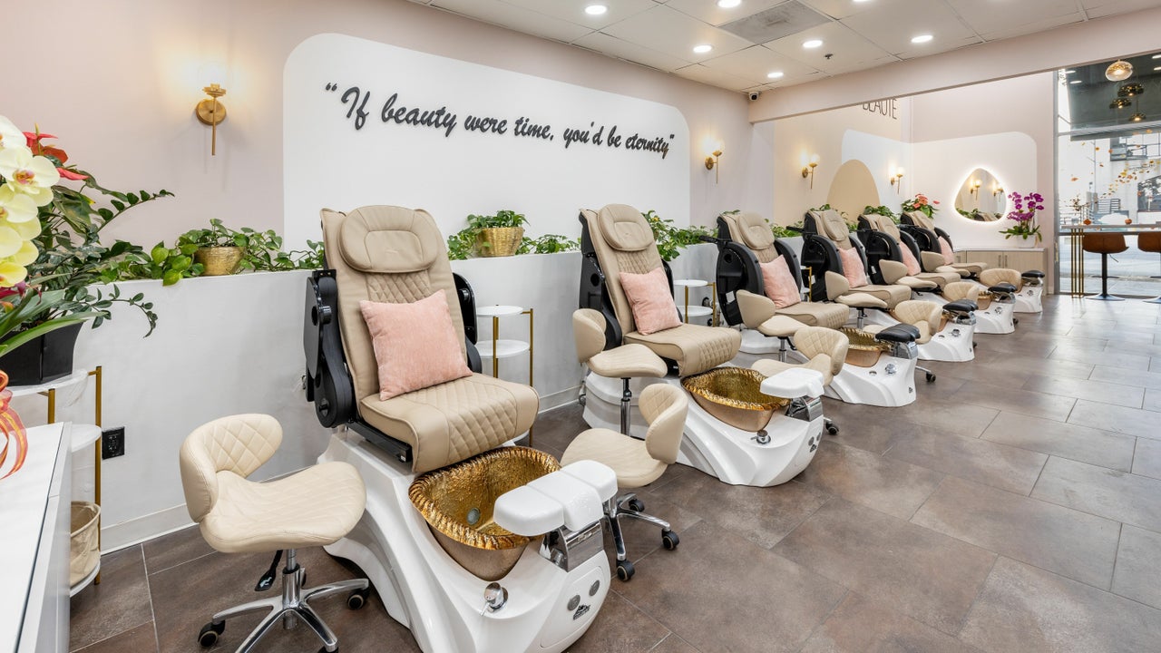 Best Nail Salons near me in Los Angeles Fresha