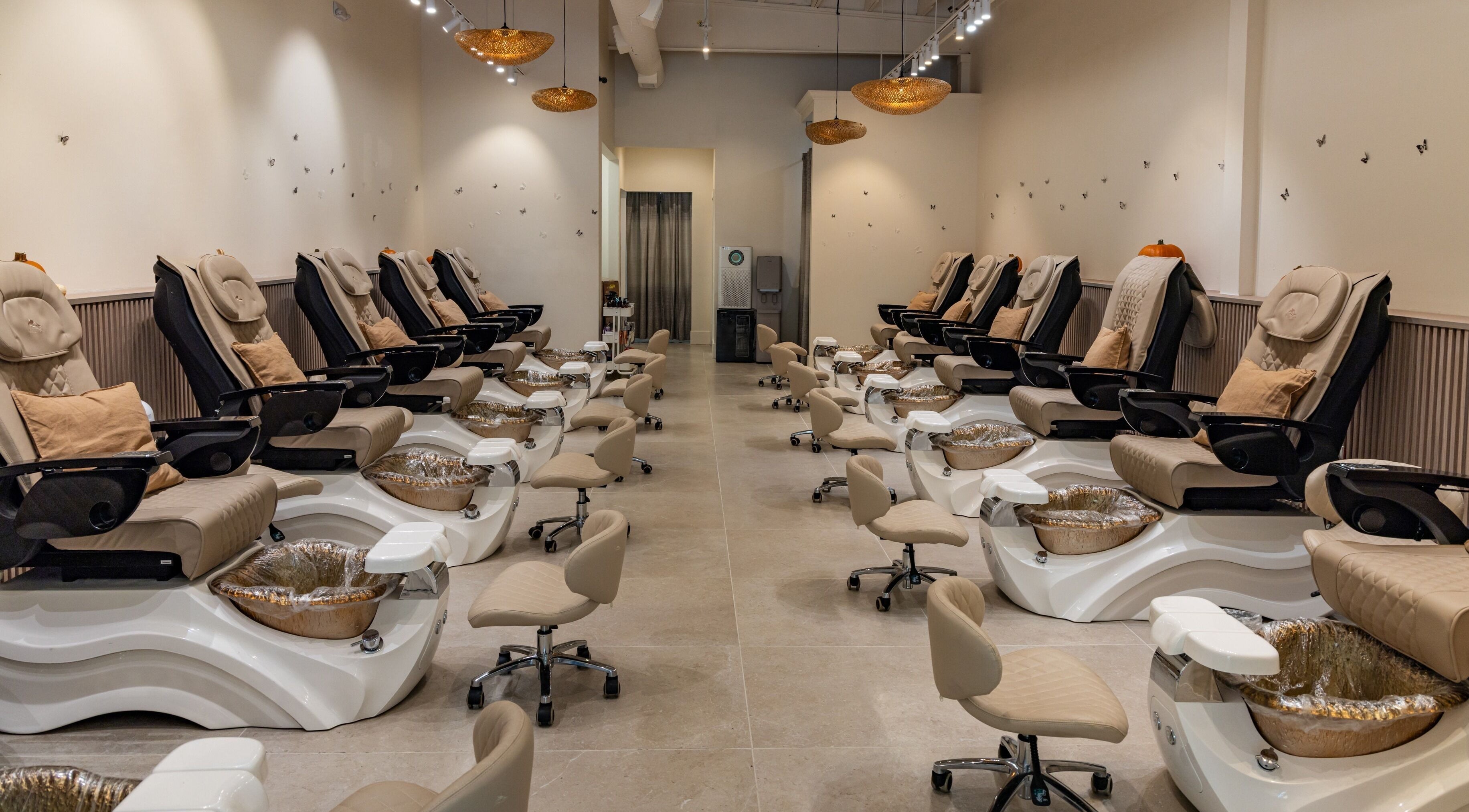 Spacious and elegant pedicure stations at Maison Nail Spa Silverlake, Los Angeles, California, US.