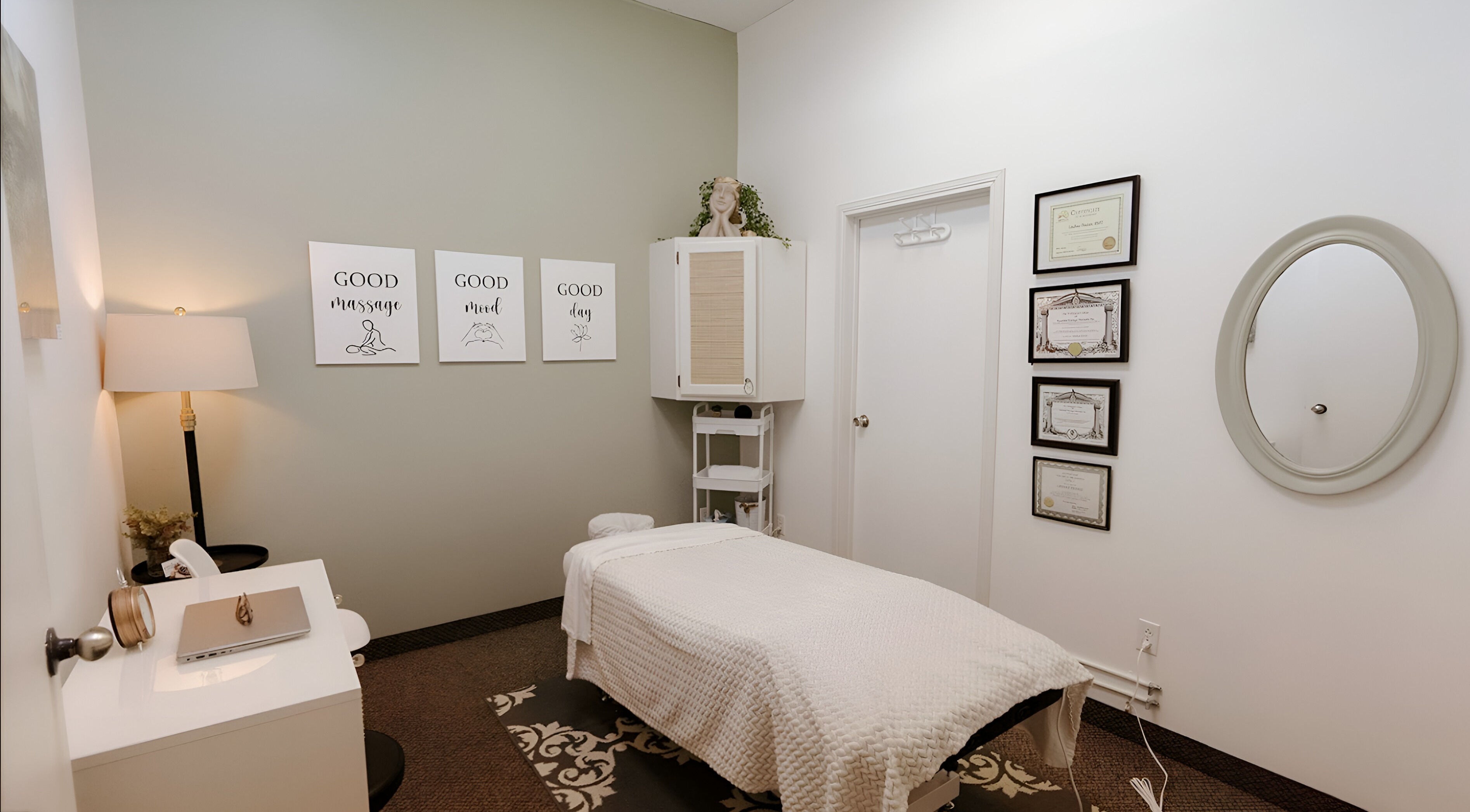 Relaxing treatment room at Embody Wellness Studio and Clinic, Steinbach, Manitoba, CA.