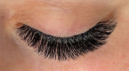 LASHED, bilde 3