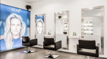 Le Beau Village Hairstudio afbeelding 3