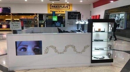 Elegant Eyebrows (Kiosk Opposite Pak' n Save)