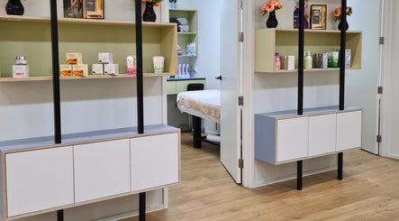 Image de Elegant Beauty & Brows (Ground Floor, Next to Professionail) 2