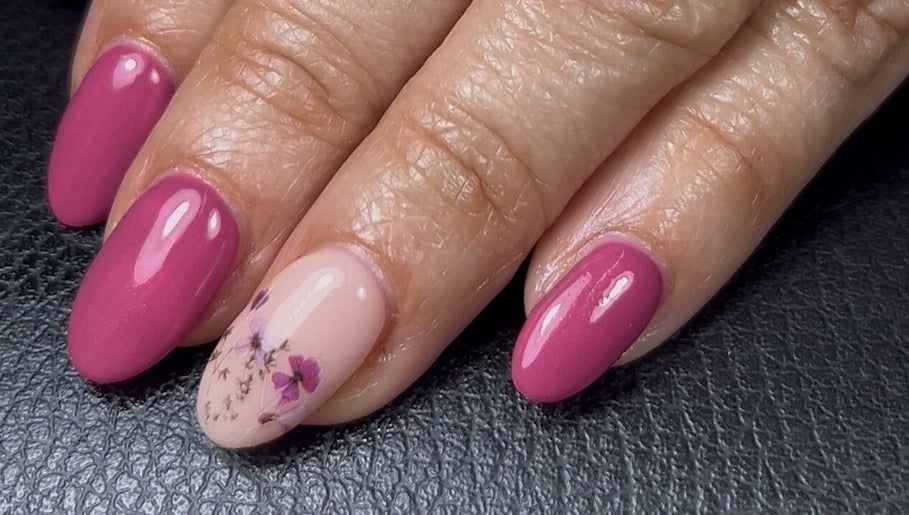Thames Art Nails afbeelding 1