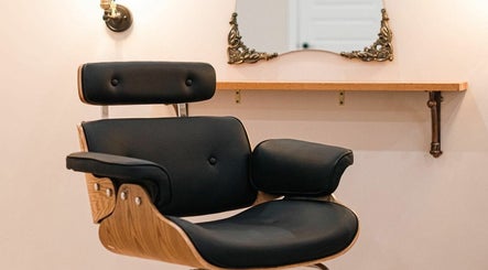 Red Sky Salon obrázek 2