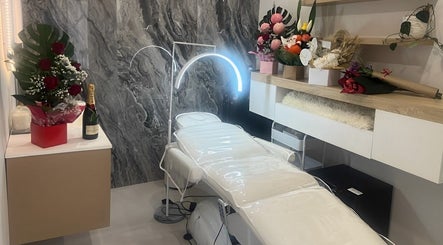 QueenSt. Beauty Lounge