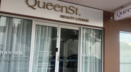 QueenSt. Beauty Lounge