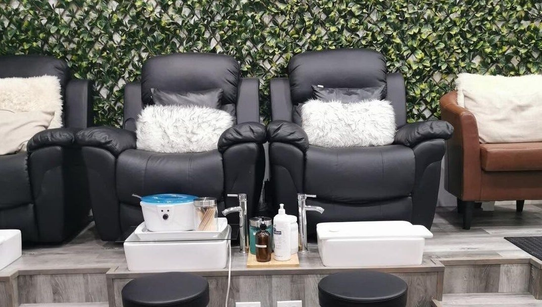 Luxury spa chairs at Modern Esthetics in Carstairs, Alberta, CA, offering a tranquil wellness experience.