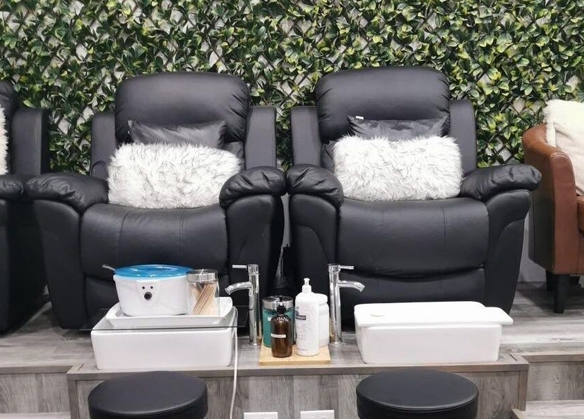 Luxury spa chairs at Modern Esthetics in Carstairs, Alberta, CA, offering a tranquil wellness experience.
