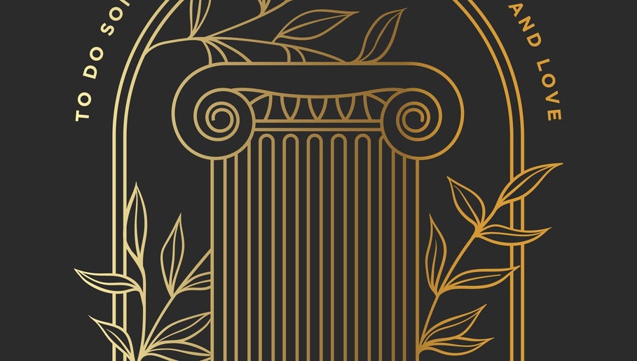 Artistic golden column design at Salon Meraki, Wadesboro, North Carolina, US symbolizing beauty and nature.