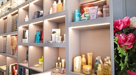 Mastercuts UAE image 2
